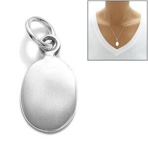 CHARMING SMALL OVAL STERLING SILVER ENGRAVABLE PENDANT.